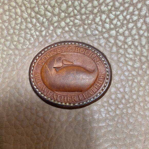 Vintage Dooney & Bourke All Weather Crossbody Bag Tan Taupe Leather 90s - Picture 6 of 16